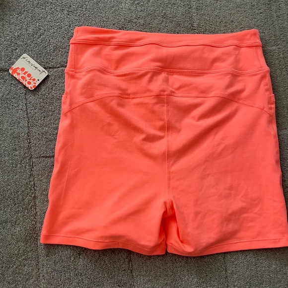 NWT $60 Free People Movement Shorts Sz S - Picture 2 of 12
